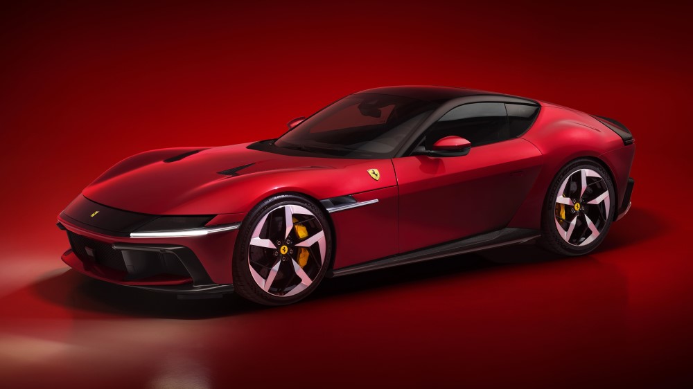 Ferrari V12 - Puterea neimblanzita a motorul in 12 cilindrii aspirat